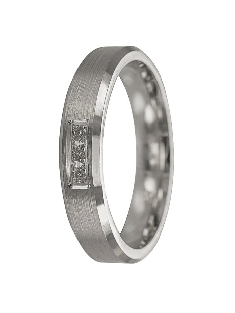 Alianza de plata con detalle rectangular de circonitas