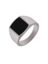 Sello caballero con esmalte negro, en forma de cuadrado en el interior de plata de ley. Tallas de 14 al 26. Plata de Ley 925 MM