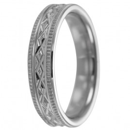 Alianza de plata con labrado entrelazado y bordes estriados