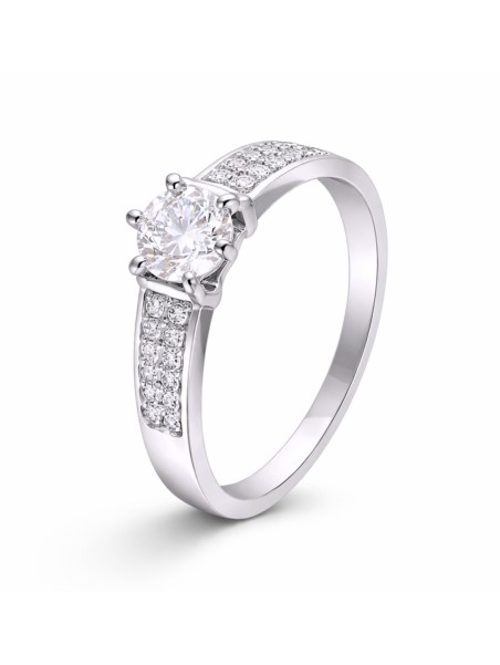 Anillo Solitario de Plata con Laterales de Circonitas en Plata 925