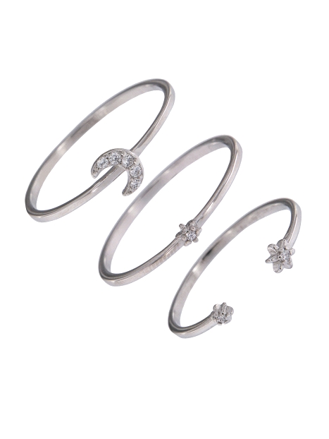 Precioso Anillo Triple Estrella y Luna en Plata de Primera de Ley. <BR><BR>COMPOSICIÓN<BR><BR>Material: Plata de Ley 925<BR>Medi