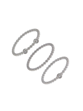 Precioso Anillo de Plata Triple Circonita en Plata de Primera de Ley. <BR><BR>COMPOSICIÓN<BR><BR>Material: Plata de Ley 925<BR>M
