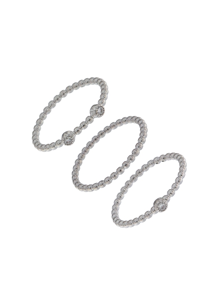 Precioso Anillo de Plata Triple Circonita en Plata de Primera de Ley. <BR><BR>COMPOSICIÓN<BR><BR>Material: Plata de Ley 925<BR>M