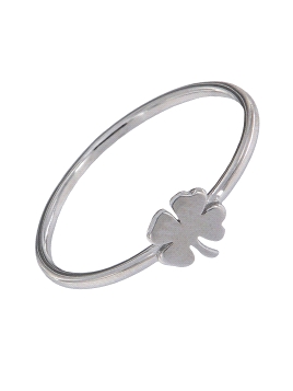 <p><span>Anillo muy fino y sencillo con un trébol de cuatro hojas en Plata Lisa de Primera de Ley. </span></p>