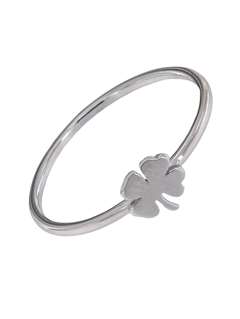 <p><span>Anillo muy fino y sencillo con un trébol de cuatro hojas en Plata Lisa de Primera de Ley. </span></p>