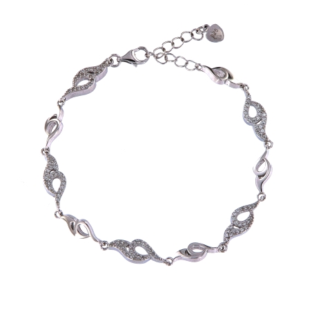<p>Pulsera de plata tallada y entrelazada con adornos decorados con circonitas blancas. </p>
<p>Plata de primera ley, 925 MM.</p