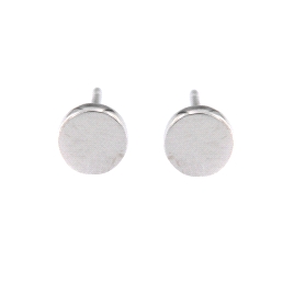 <p>Pendientes circulos de plata de ley.</p>