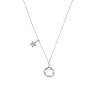 <p>Gargantilla decoradas con estrellas en el centro de circonitas en color blanco,en plata de primera ley.</p>
<p>Cadena 45 cm. 
